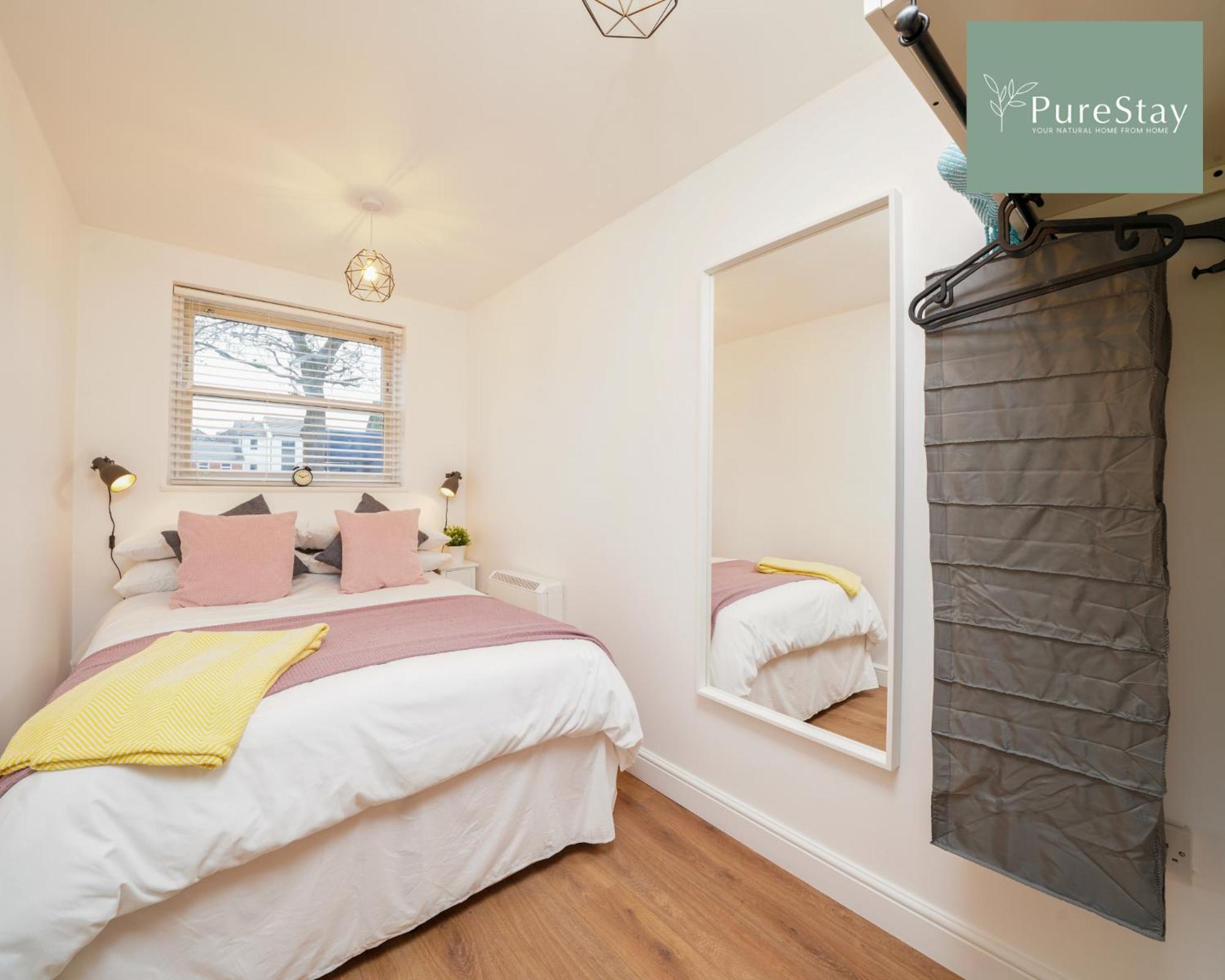 Stunning Two Bed Leamington Apartment With Free Wifi By Purestay Short Lets & Serviced Accommodation Kültér fotó