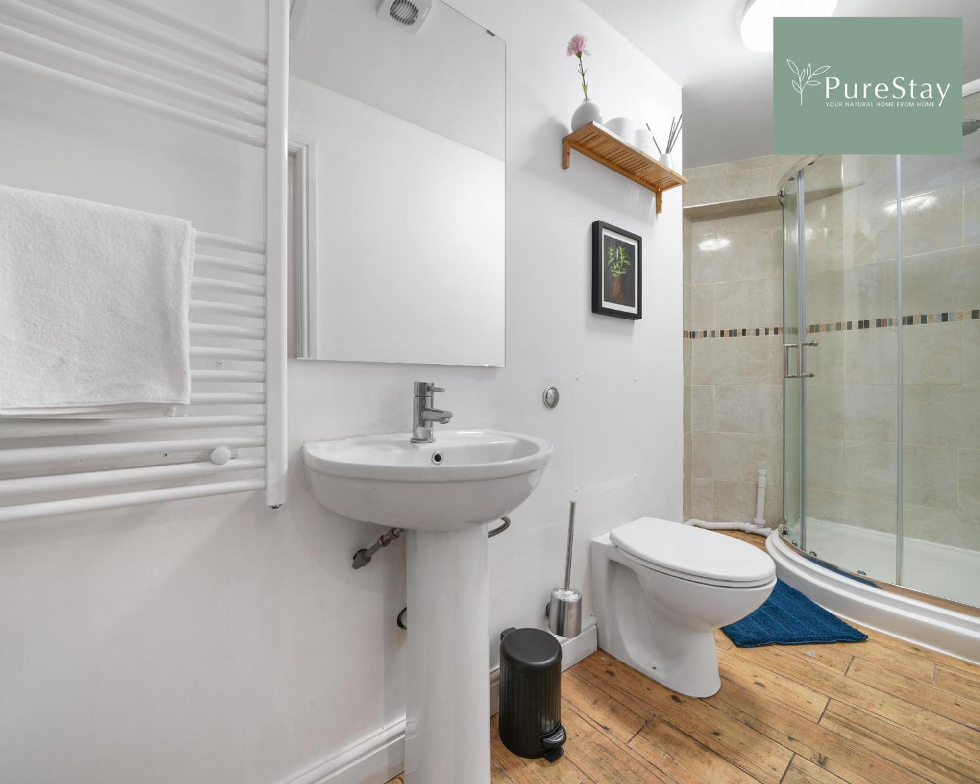 Stunning Two Bed Leamington Apartment With Free Wifi By Purestay Short Lets & Serviced Accommodation Kültér fotó